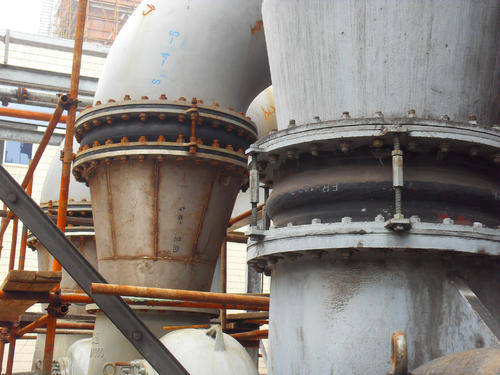 <a href=http://sp-oil.com/xjjt/ target=_blank class=infotextkey>避震喉</a>多長(zhǎng)時(shí)間需要更換一次